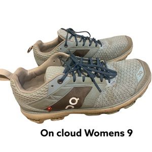 On cloud womens 9